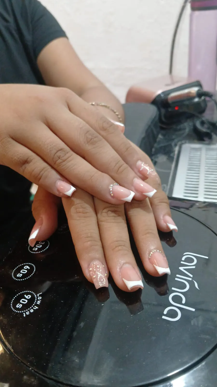 Uñas acrílicas nude elegantes - AFA Nails Tapachula