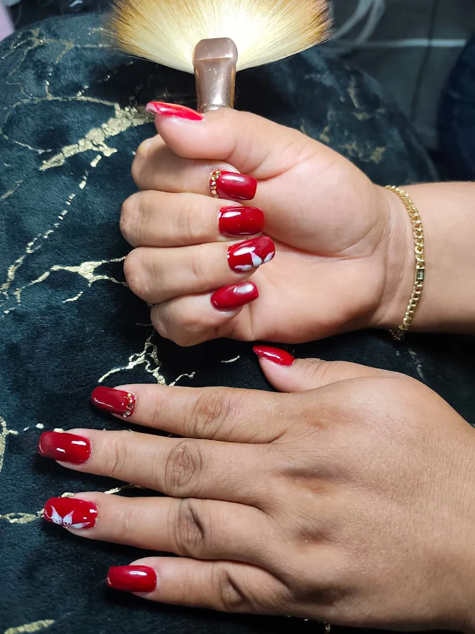 Gel semipermanente rojo intenso - AFA Nails